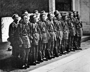 विदेशी, सी .1867-8 द्वारा चीनी सैनिकों की ड्रिलिंग द्वारा जॉन थॉमसन